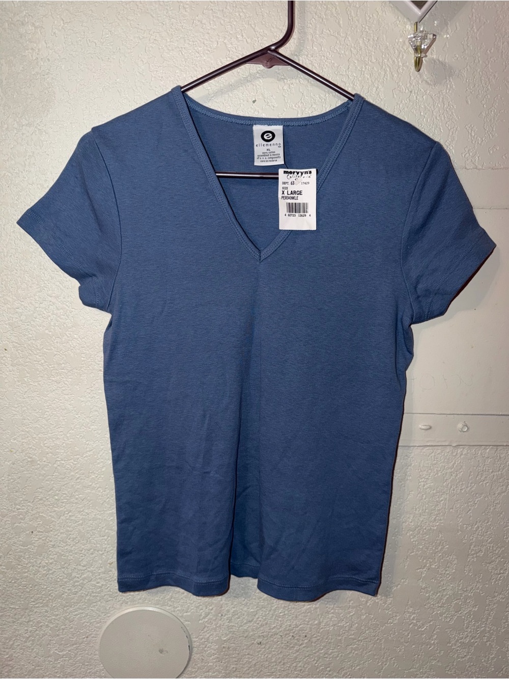 ellemenno Short-Sleeve V-Neck Tee in Slate Blue